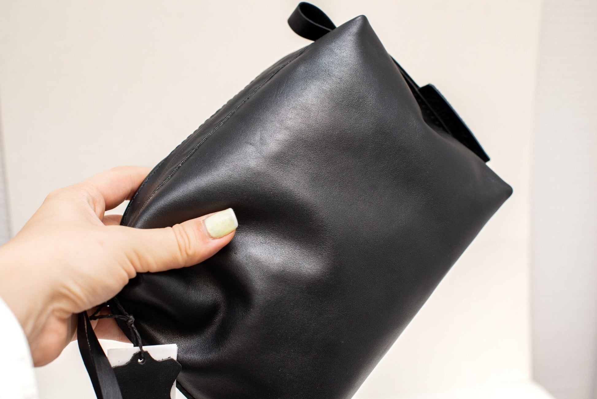 Maciella Zelma Kraft Kosmetiktasche (Medium): Handgefertigte Eleganz aus Naturrindsleder für Sie & Ihn - Maciella